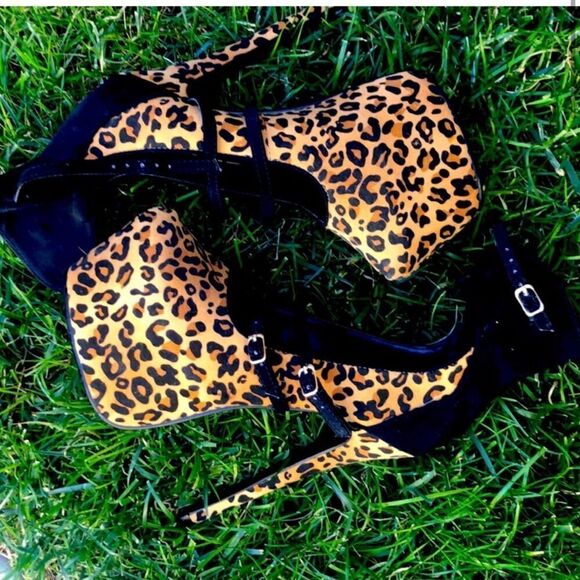 Tan Leopard Print Stiletto High Heels. 3 Straps , Platform. - Picture 6 of 6